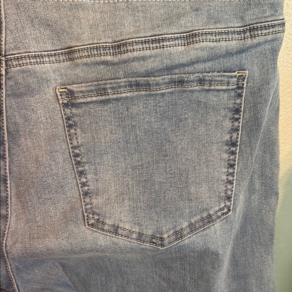 NYDJ Sculpt-Her Size Large Light Blue Wide Leg Denim Jeans - Picture 5 of 11